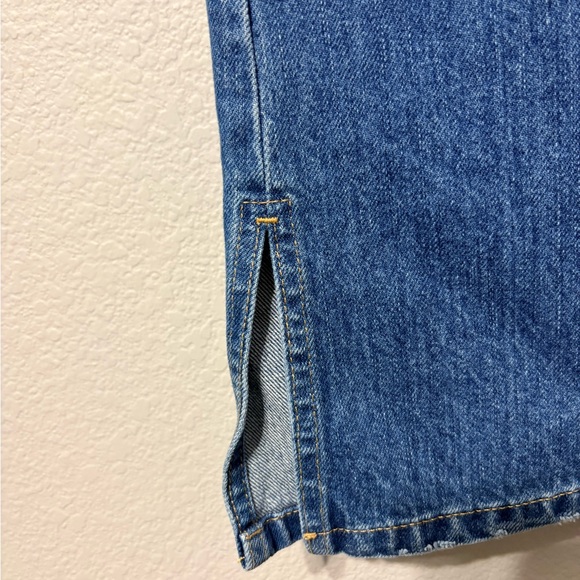 Mes Demoiselles Paris Denim, High Rise, Kick Flare Jeans w Bottom Slit. Italy - Picture 3 of 13